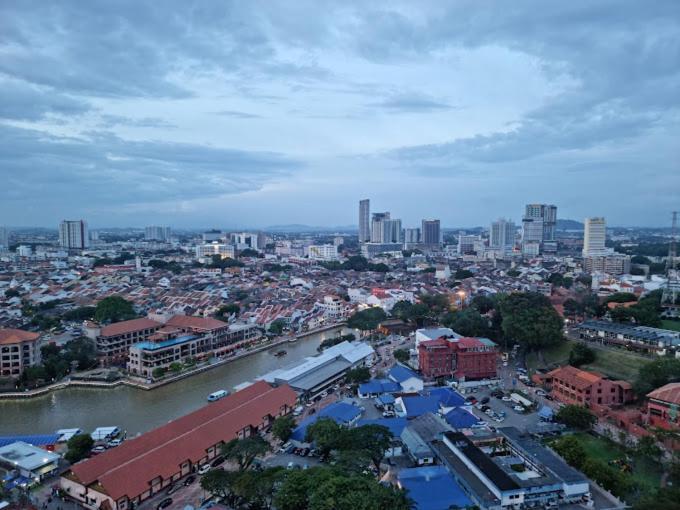 Al Huda Hotel Malacca Екстериор снимка